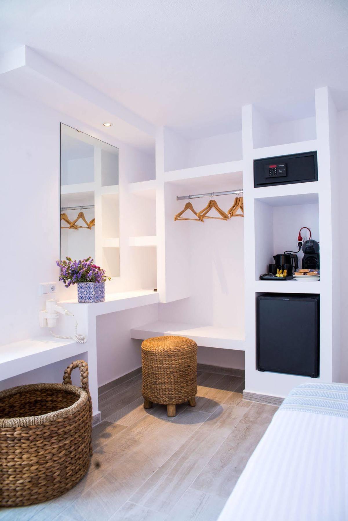 Dimele Rooms & Studios Mykonos Town Ngoại thất bức ảnh
